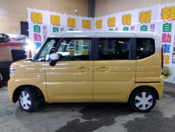 スペーシア ＨＹＢＲＩＤ　Ｘ　未使用車　4WD