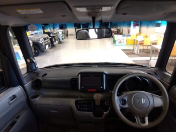 N-BOX Ｇ・Ｌパッケージ　4WD