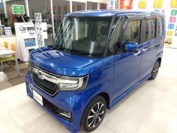 N-BOXカスタム G・Lホンダセンシング　4WD
