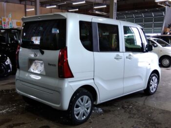 タント Ｌ　純正ナビ　 4WD