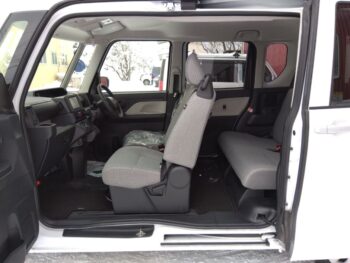 タント Ｌ　純正ナビ　 4WD