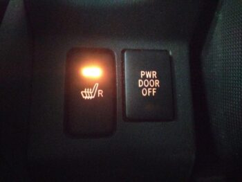 ウェイク X　SA　ターボ　4WD