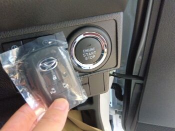 ムーヴキャンバス セオリーG 未使用車 4WD
