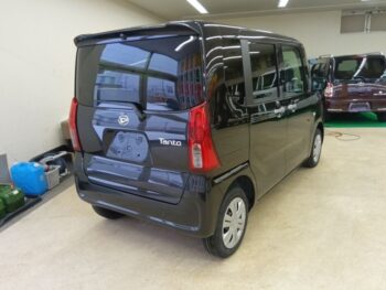 タント X 未使用車 4WD