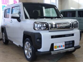 タフト G クロムベンチャー 未使用車 4WD