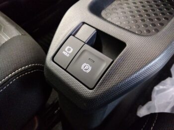 タフト G クロムベンチャー 未使用車 4WD