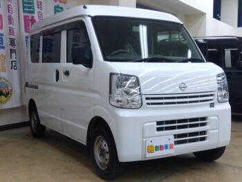NV100クリッパーバン DX 4WD