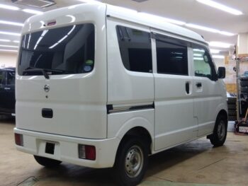 NV100クリッパーバン DX 4WD