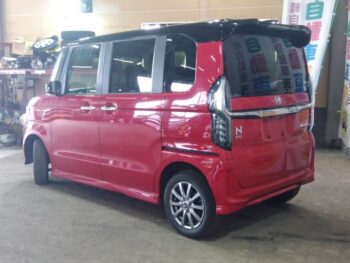 N-BOXカスタム Ｇ・ＥＸホンダセンシング 4WD
