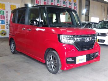 N-BOXカスタム Ｇ・ＥＸホンダセンシング 4WD