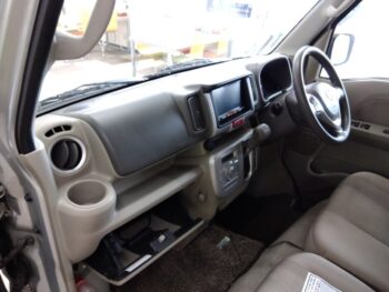 NV100クリッパーリオ Ｇ ターボ 4WD