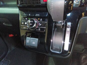 タントカスタム ＲＳ ターボ　後期型 4WD