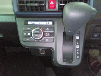 タント Ｌ　スマートアシスト 4WD