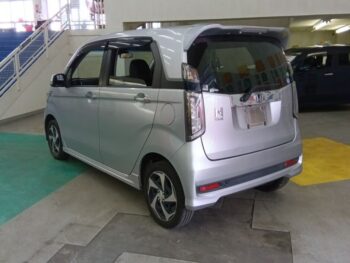 N-WGNカスタム G・ターボパッケージ　4WD