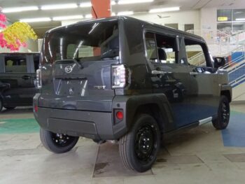 タフト X IDLEレス 未使用車 4WD