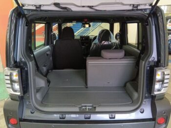 タフト X IDLEレス 未使用車 4WD