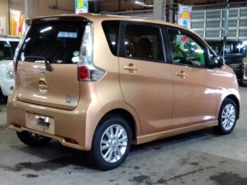 デイズ ハイウェイスター X Vセレクション+SafetyII   4WD