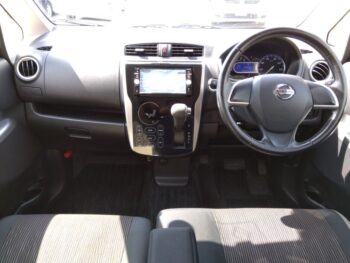 デイズ ハイウェイスター X Vセレクション+SafetyII   4WD