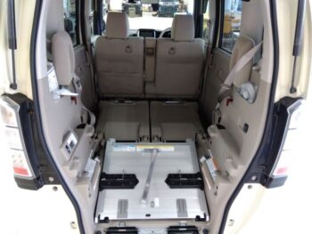 N-BOX+ Ｇ・Ｌパッケージ 福祉車両　車いす仕様 スローパー 4WD
