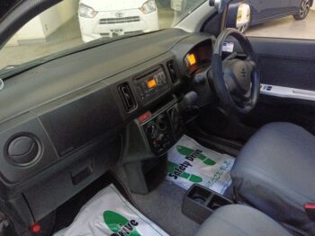 アルト F　レーダーブレーキサポート　4WD