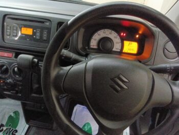 アルト F　レーダーブレーキサポート　4WD