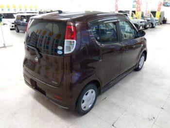 モコ Ｅ　ＦＯＵＲエアロスタイル 4WD