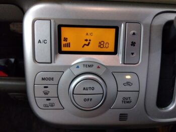 モコ Ｅ　ＦＯＵＲエアロスタイル 4WD