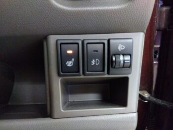 モコ Ｅ　ＦＯＵＲエアロスタイル 4WD