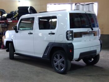タフト Ｇターボダーククロムアドベンチャー 4WD