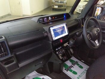 タントカスタム ＲＳ　ターボ　純正パノラマモニター10インチナビ　4ＷＤ