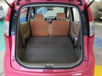 モコ E　FOUR　4WD