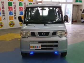 NV100クリッパーバン DX　4WD