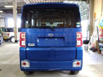 ピクシスメガ Ｌ　ＳＡⅢ 4WD