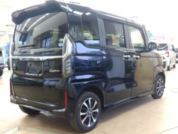 N-BOXカスタム G・Lホンダセンシング 4WD