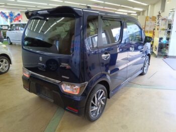 ワゴンR カスタムZ ハイブリッドZT ターボ 全方位モニター付 4WD