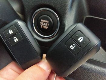 ワゴンR カスタムZ ハイブリッドZT ターボ 全方位モニター付 4WD