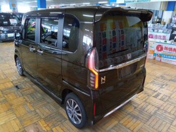 N-BOXカスタム Ｌ 4WD