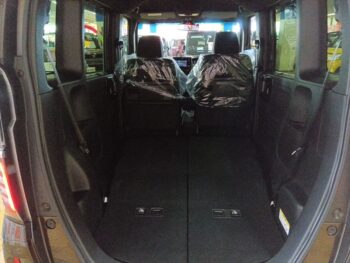 N-BOXカスタム Ｌ 4WD