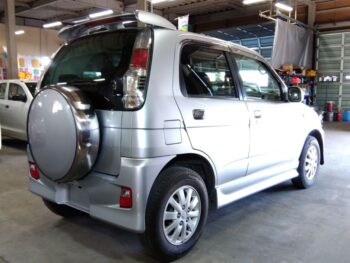 テリオスキッド カスタムＬ 4WD