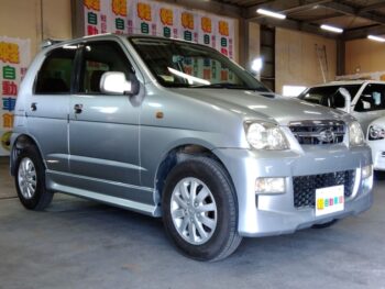 テリオスキッド カスタムＬ 4WD
