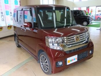 N-BOXカスタム G・ターボパッケージ 4WD