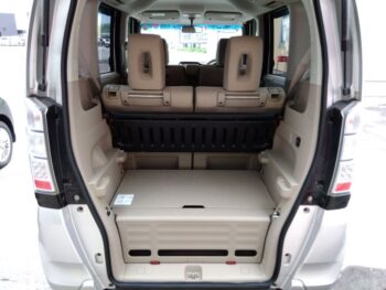 N-BOX+ Ｇ・Ｌパッケージ 4WD