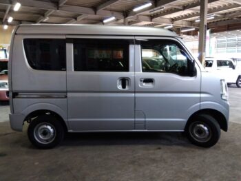 NV100クリッパーバン ＤＸ 4WD