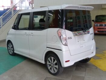 eKスペースカスタム Ｔ　ターボ　4ＷＤ