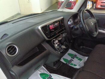 eKスペースカスタム Ｔ　ターボ　4ＷＤ