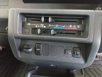 ピクシストラック スタンダード　AC無 ＰＳ無し 4WD