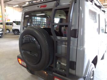 ジムニー ＸＣ　純正グリル　 4WD