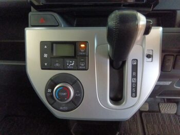 ウェイク G　SA　ターボ　4WD