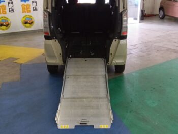 N-BOX+ G　福祉車両車いす仕様スローパー　4WD