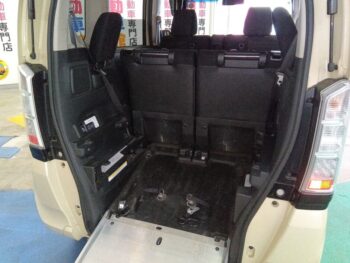 N-BOX+ G　福祉車両車いす仕様スローパー　4WD